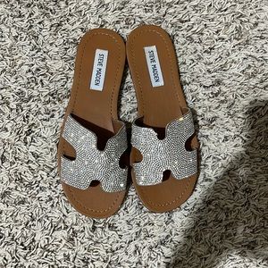 Steve Madden silver sandal 7